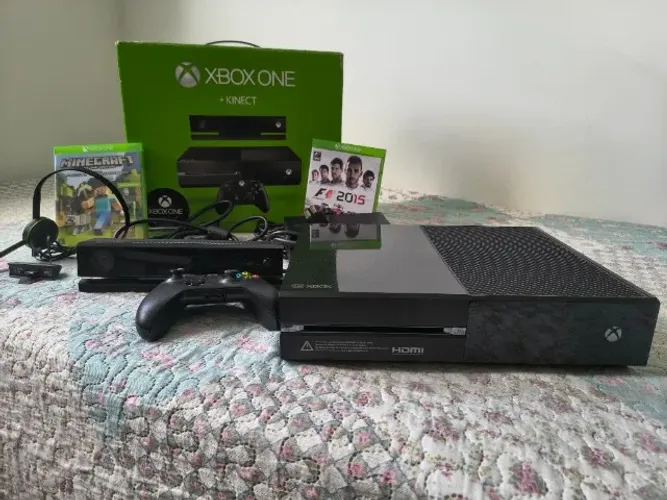 Xbox One Modelo Fat1 500Gb +Kinect com 2 jogos 