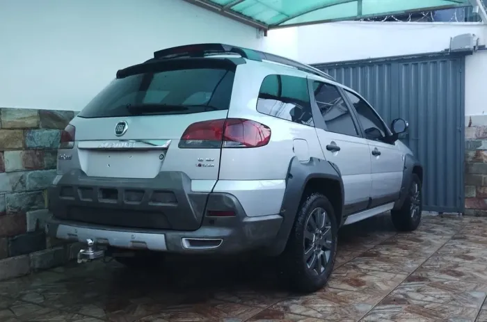 Fiat Palio Weekend Adventure Locker 1.8 Flex 2015