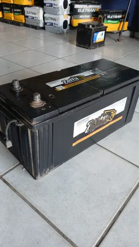 Vende -se bateria Zetta 150 amperes a base de troca