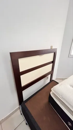 Colchão, cama box e cabeceira solteiro