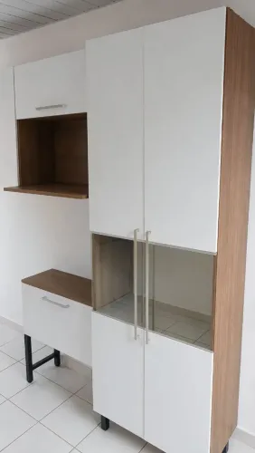 ARMÁRIO DE COZINHA