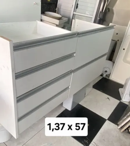 Gabinete de Cozinha MDF Planejado 1,37 x 57