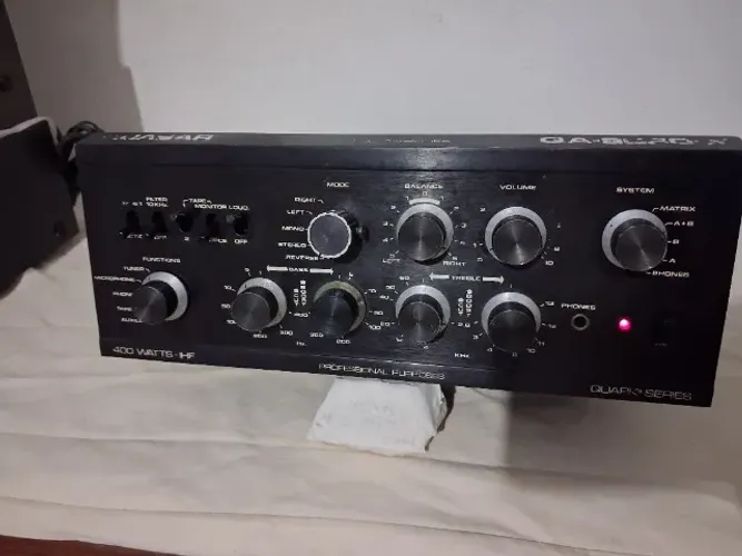 Amplificador Quazar QA 8080-X