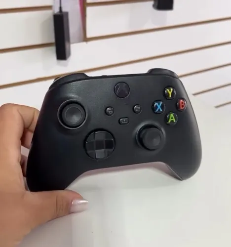 Controle de Xbox series S/X original seminovo