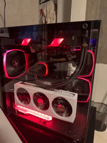 PC GAMER RTX 4060 + RYZEN 5 5500