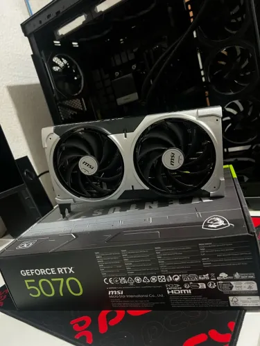 Placa De Video RTX 5070 12gb