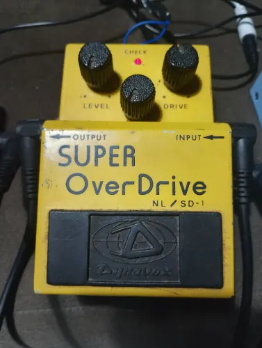 pedal de guitarra dos anos 80,90 funciona perfeitamente 