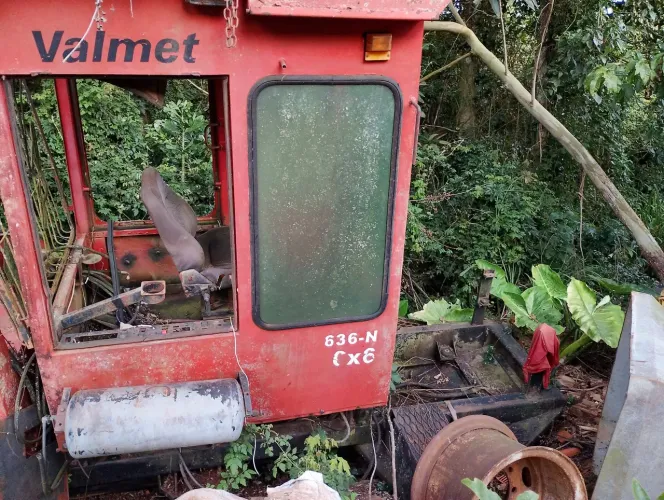 Máquina Forward Valmet 6x6 madeireira