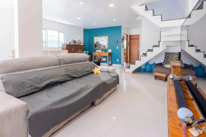 Casa com 4 dormitórios para alugar, 370 m² por R$ 11.060,03/mês - Recreio dos Bandeirantes
