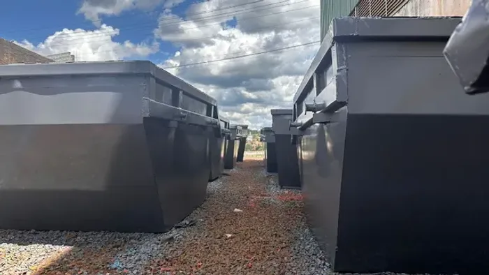 Caçambas para poli cacamba estacionária, Container Almoxarifado e escritorio