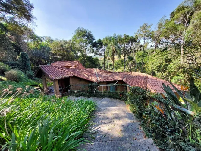 Chácara à venda, 6000 m² por R$ 1.300.000,00 - Vila Monte Serrat - Cotia/SP