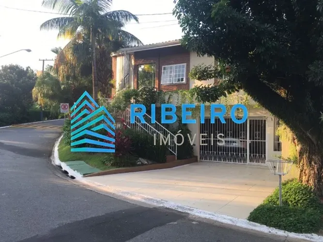 Bela casa à venda em Alphaville Residencial 3. Imobiliária Ribeiro Imóveis