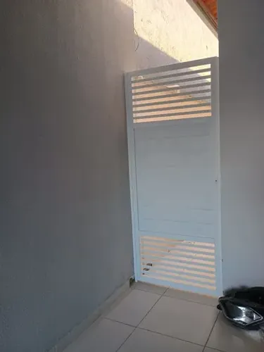 Portões em alumínio