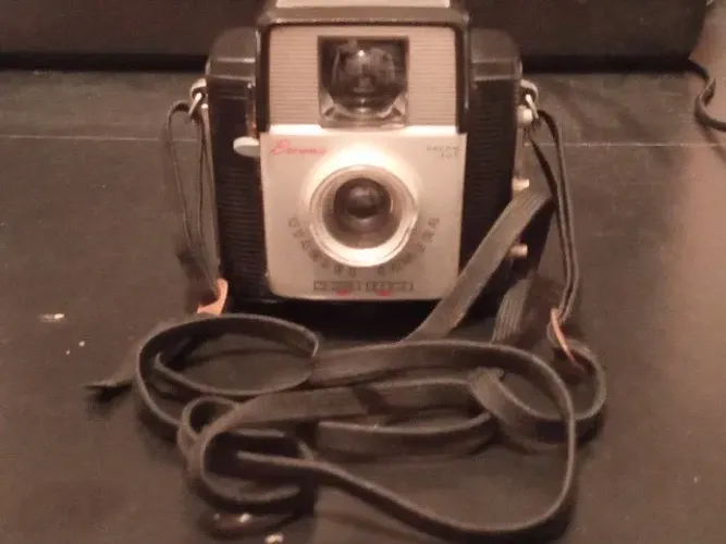 Antiguidade - Câmera fotográfica Starlet Kodak (Brownie)