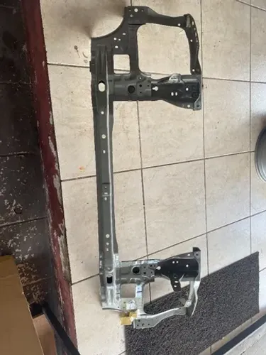 Painel mini frente Hilux nova 16\24 original toyota