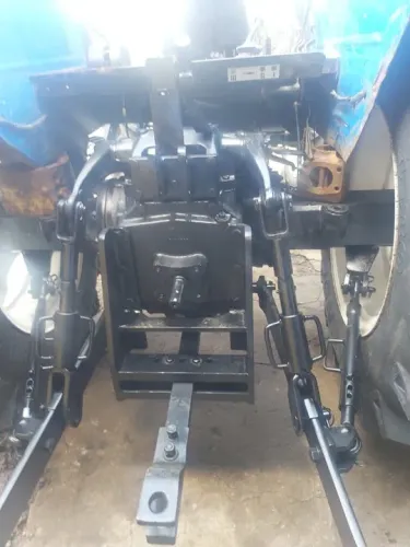 Trator New Holland TL 75