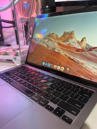 MacBook Air 2020