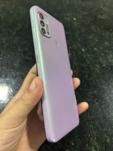 Vendo celular motorola g10 64 gigas pra vender ligeiro 