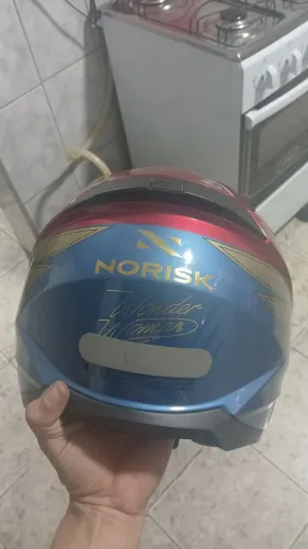 Capacete Mulher Maravilha Norisk