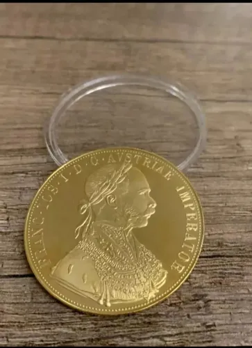 Linda Moeda 4 Ducados Áustria.