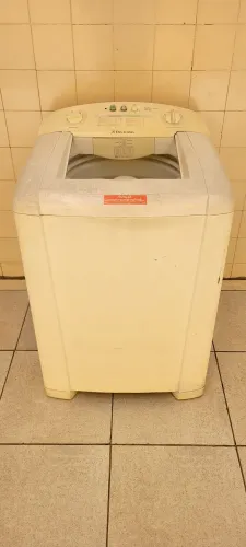 Máquina de lavar.