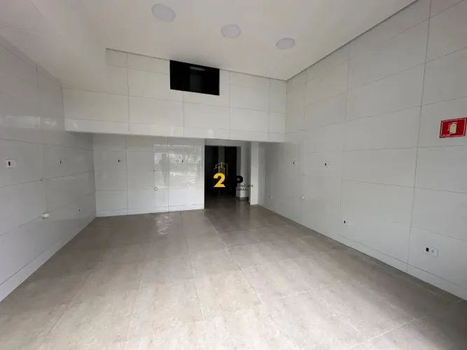 Salão Comercial de 90m² para Locação na Vila das Belezas, São Paulo-SP: Ideal para o seu N