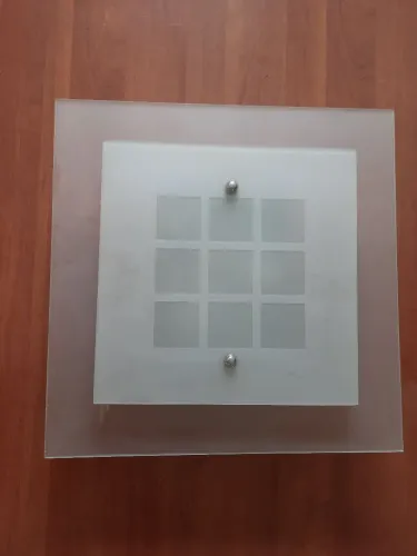 Luminária de teto quadrada de vidro jateado
