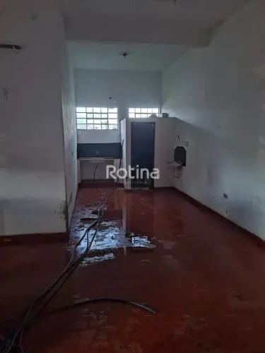 Loja para alugar, Nossa Senhora Aparecida - Uberlândia/MG - Rotina Imobiliária