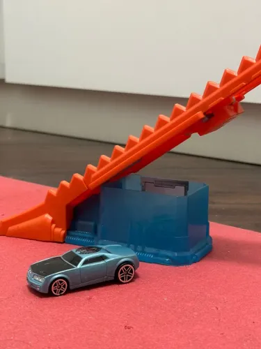 Hot Wheels - Pista e Carrinho