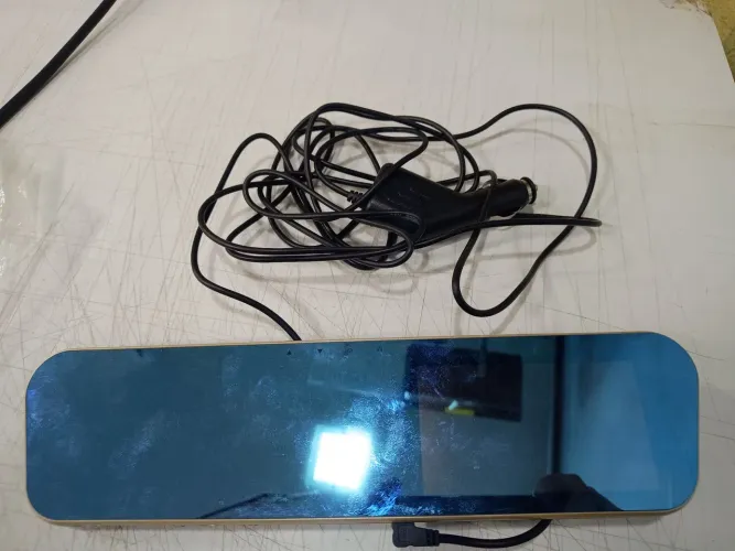 Espelho retrovisor com câmera