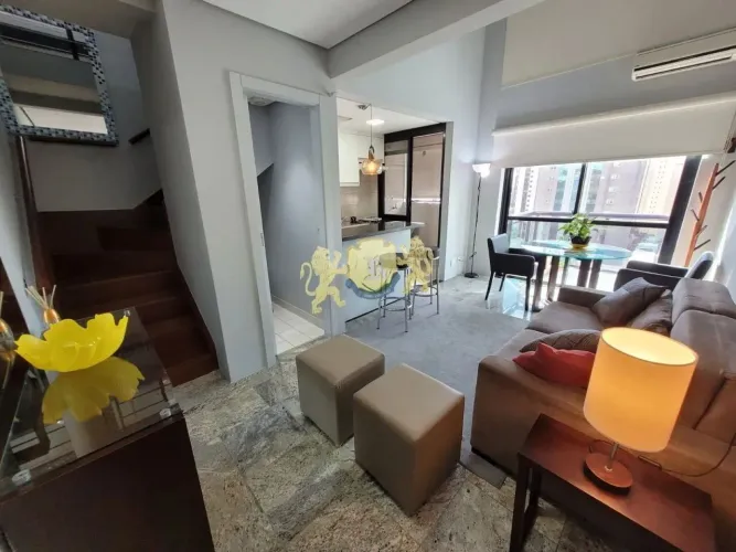 Flat para locação em Moema - Edifício International Duplex