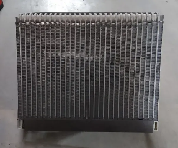 Conjunto de Núcleo do Evaporador Kia Rondo