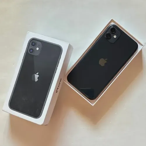 iPhone 11 128GB (Preto)