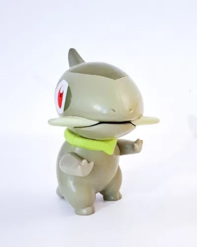 brinquedo axew pokemon mc donalds