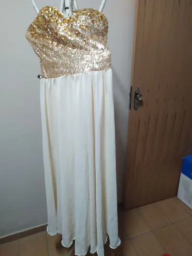 Vestidos de 15 anos e madrinha 
