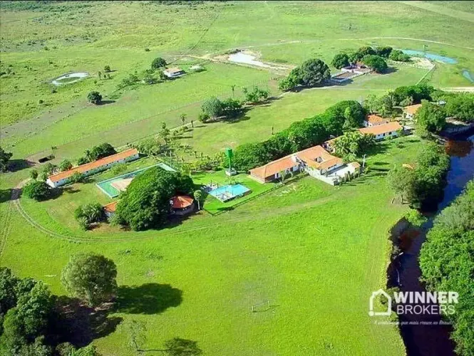 Hotel com 20 dormitórios à venda, 20000 m² por R$ 8.050.000,00 - Km 19 - Corumbá/MS