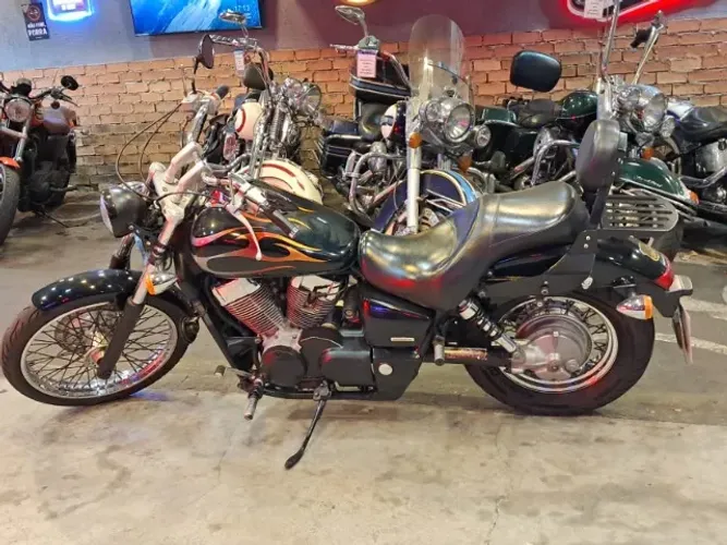 Honda Shadow 750