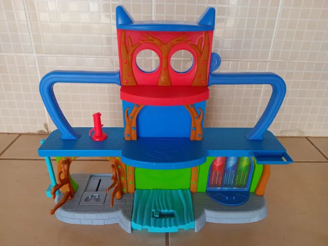 QG dos PJ Masks - Quartel General
