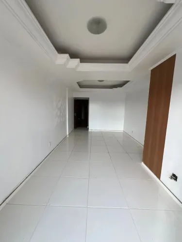 VENDO APARTAMENTO NO ED RIO MADEIRA - 03 QUARTOS - BATISTA CAMPOS - 96m2