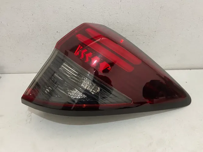 Lanterna Traseira Honda Hrv 2018 2019 20 21 Lado Esquerdo Máscara Negra Original