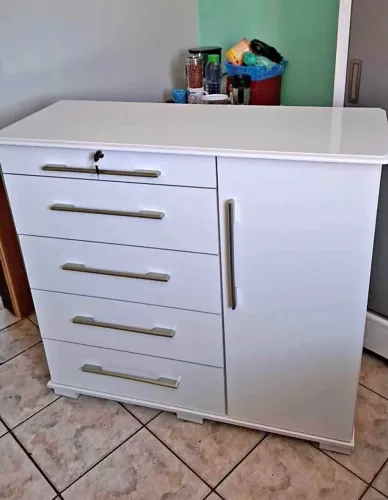 Cômoda de Solteiro 