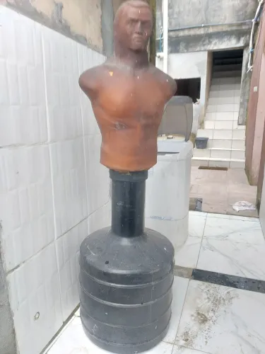 Boneco simulador exercícios 