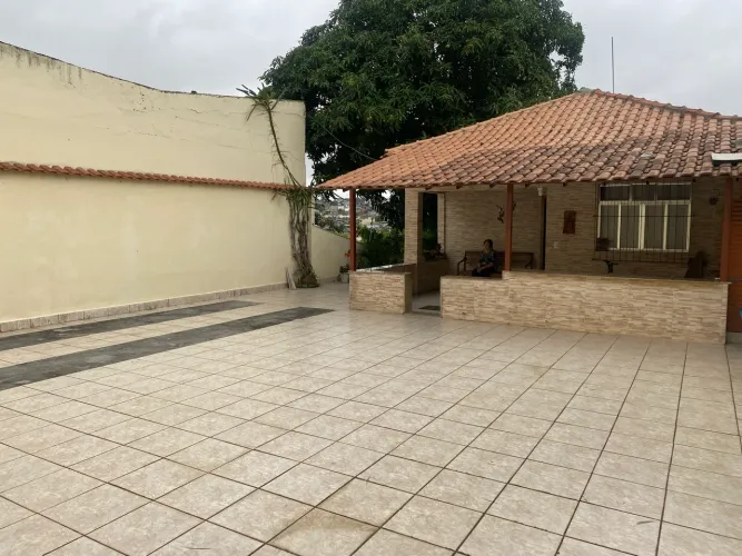 Excelente Casa no Centro de Duque de Caxias