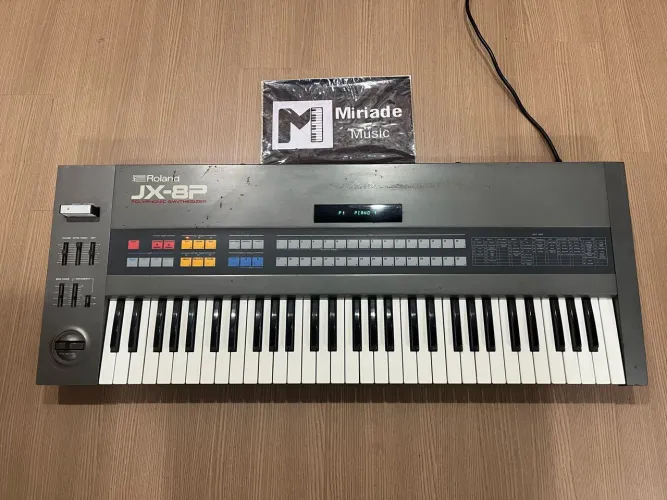 Roland JX-8P + Card
