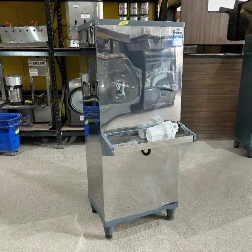 Bebedouro Frisbel Industrial 50L 1 Torneira e 1 Esguicho 110V Seminovo