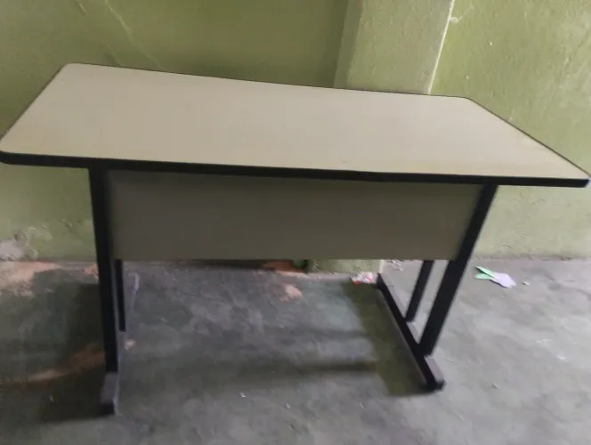 Mesa para escritório 120 X60 alt 75
