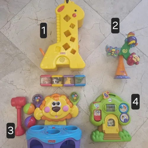 Lotes de brinquedos Fisher-Price e outras marcas. A partir de R$18