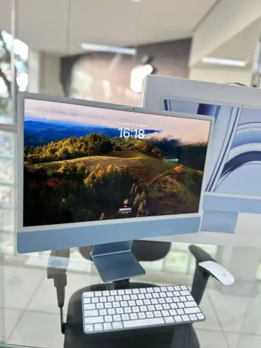 IMac 2023  Processador: M3 8GB  256GB SSD  Sistema operacional: Sequoia  Tela: 24