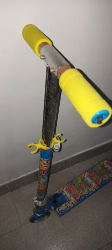 Patinete infantil com guidão de espuma