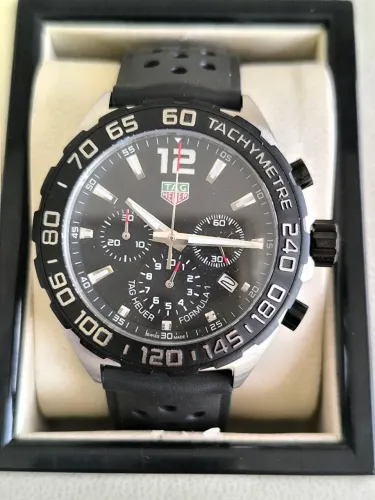 Relógio Omega Soeedmaster Cronograma exclusivo 